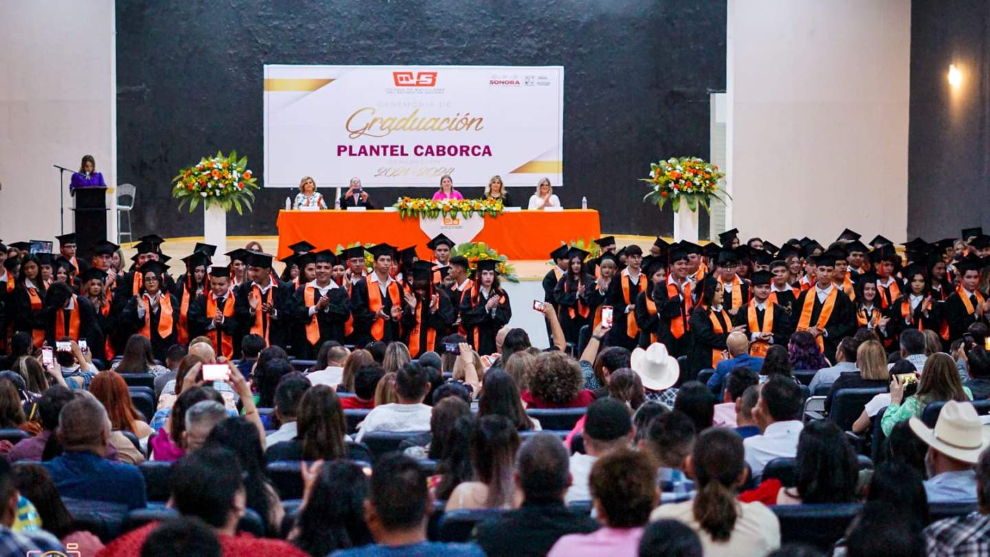 Graduantes de Cobach consolidan prestigio educativo de Sonora